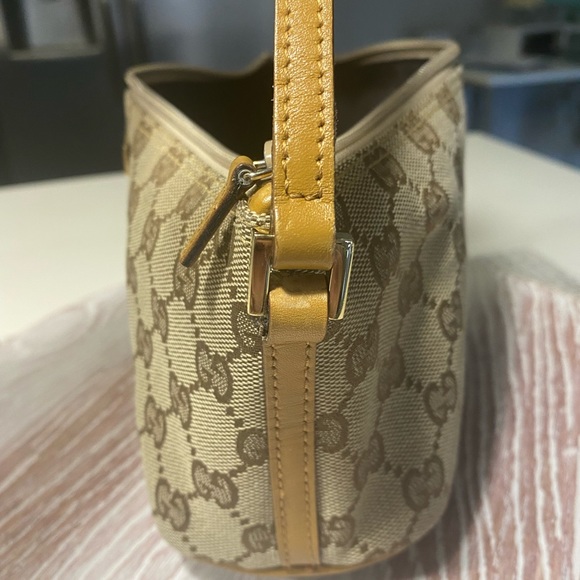 Gucci GG monogram canvas pouchette boat bag - Picture 8 of 11